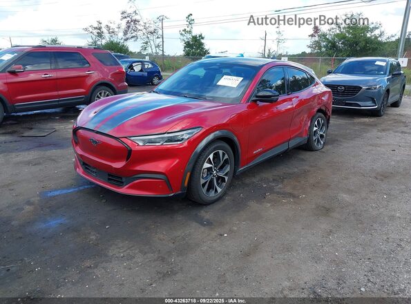 3FMTK3R72MMA28616 2021 FORD MUSTANG MACH-E PREMI Red Առջևի ձախ երեք քառորդ տեսարան