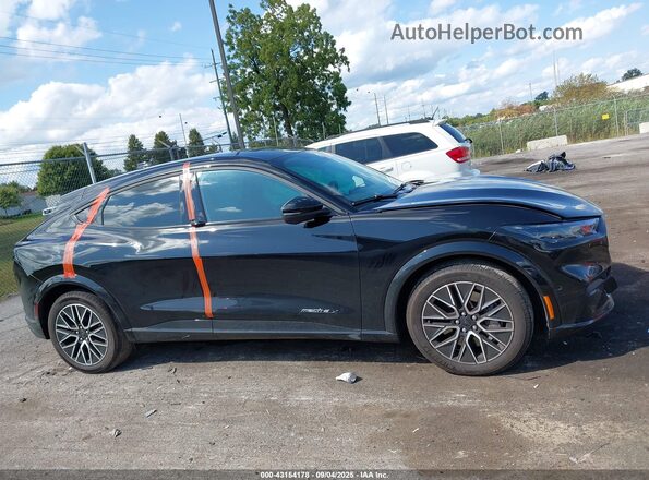 3FMTK3R75RMA44106 2024 FORD MUSTANG MACH-E PREMI Black უკანა სალონის ხედი