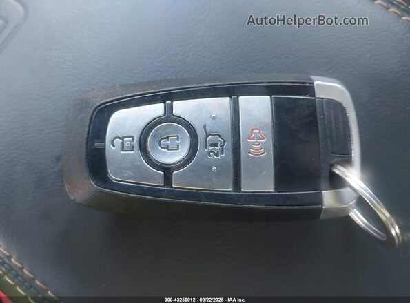 3FMTK4SE4NMA04267 2022 FORD MUSTANG MACH-E White Vista del salpicadero