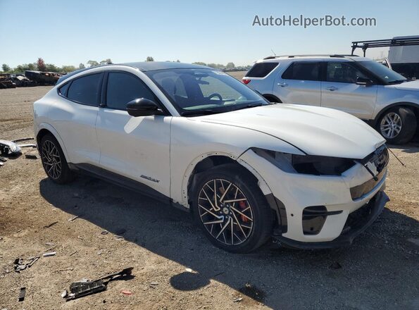 3FMTK4SX5MME00157 2021 FORD MUSTANG Белый Передняя правая четверть