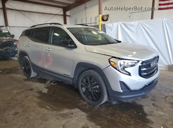 3GKALMEV4LL303088 2020 GMC TERRAIN Silver Front right