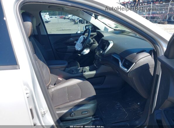 3GKALPEVXML392751 2021 GMC TERRAIN Silver Front interior view