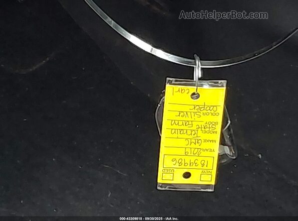 3GKALPEX8KL298088 2019 GMC TERRAIN Silver Vista del salpicadero