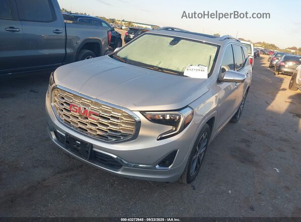 3GKALSEX2LL256102 2020 GMC TERRAIN Silver Vista tres cuartos delantera izquierda