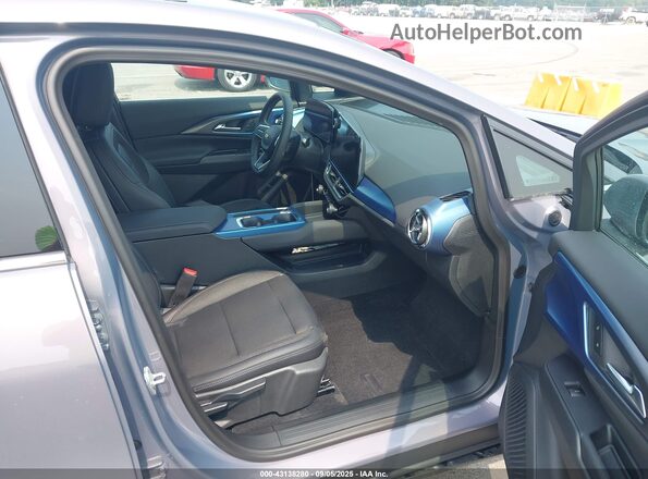 3GN7DNRP7SS255585 2025 CHEVROLET EQUINOX Gray Front interior view