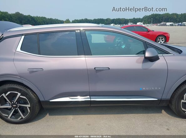 3GN7DNRP7SS255585 2025 CHEVROLET EQUINOX Gray Rear interior view