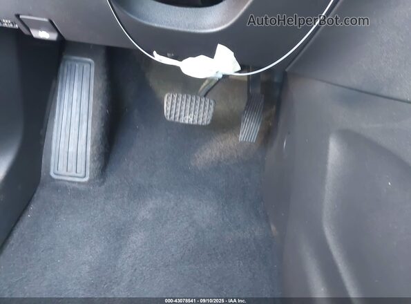 3GNAXJEV5LS711322 2020 CHEVROLET EQUINOX Серебряный Вид панели приборов