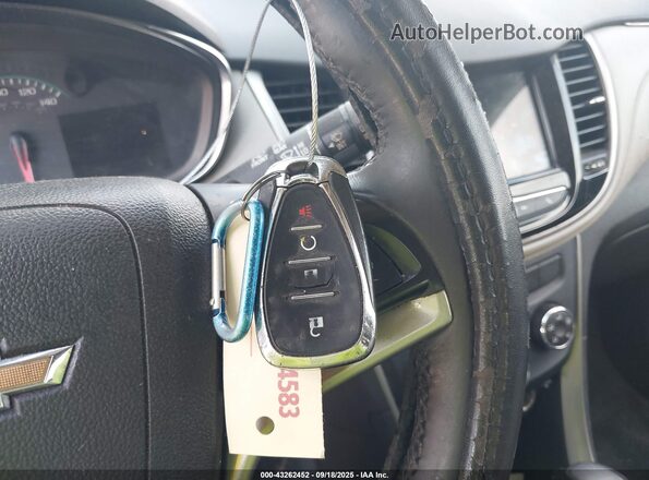3GNCJLSB0KL280011 2019 CHEVROLET TRAX Blue წინა პანელის ხედი