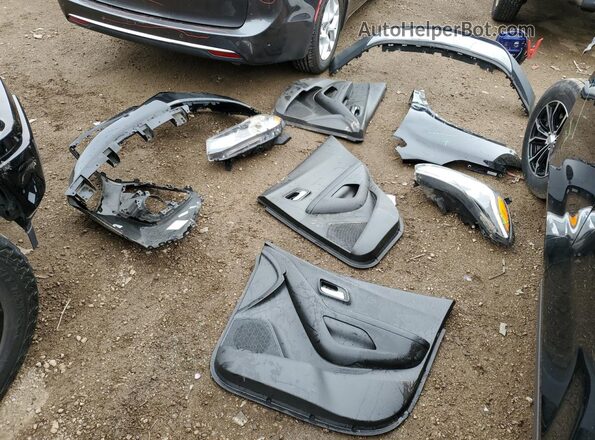 3GNCJLSB6JL240109 2018 CHEVROLET TRAX Black 