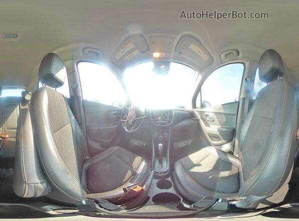 3GNCJLSB9LL190678 2020 CHEVROLET TRAX Silver Widok naklejki z numerem VIN