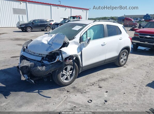 3GNCJLSBXLL143398 2020 CHEVROLET TRAX White Przód lewy