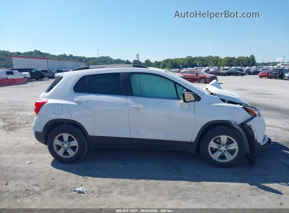 3GNCJLSBXLL143398 2020 CHEVROLET TRAX White Widok wnętrza z tyłu