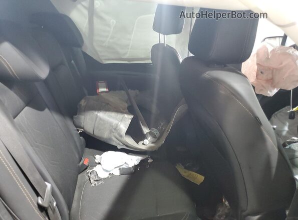 3GNCJPSB1LL132944 2020 CHEVROLET TRAX Gray Widok wnętrza z tyłu