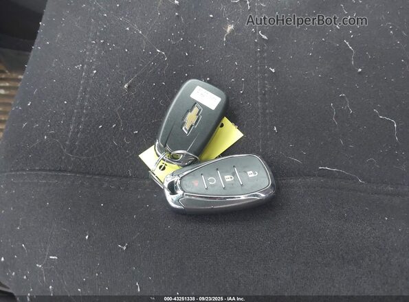 3GNCJPSB9LL198531 2020 CHEVROLET TRAX Gray Вид панелі приладів