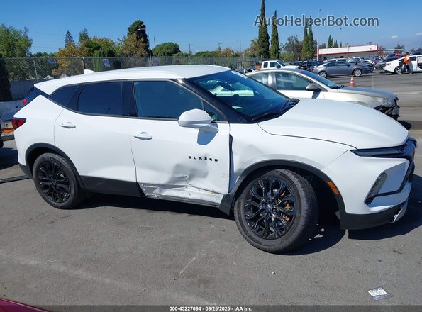3GNKBCR40RS167465 2024 CHEVROLET BLAZER White 360 interior view