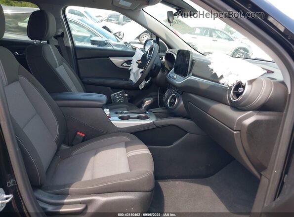 3GNKBCR41SS144413 2025 CHEVROLET BLAZER Black Widok wnętrza z przodu