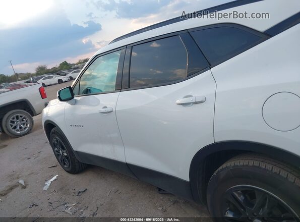 3GNKBDRS2MS540325 2021 CHEVROLET BLAZER Белый Панорамный вид салона 360°