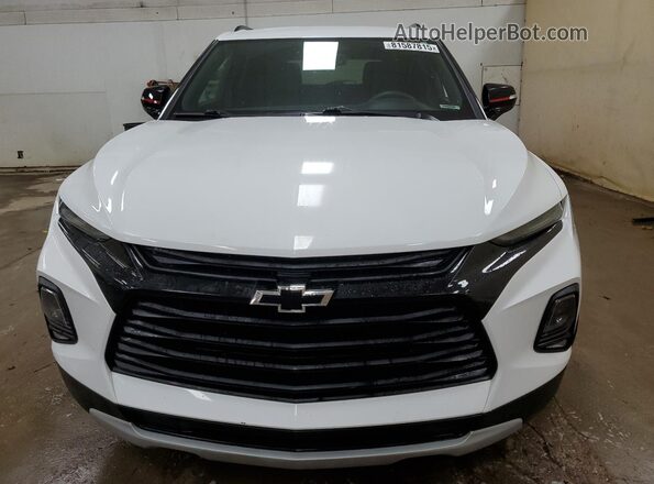 3GNKBHRS3MS509771 2021 CHEVROLET BLAZER White Widok z przodu