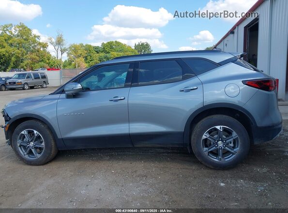 3GNKBJRS1SS164941 2025 CHEVROLET BLAZER Silver Widok wnętrza 360 stopni