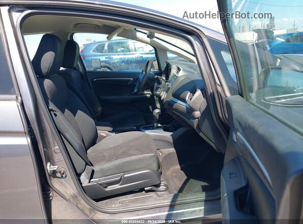 3HGGK5H53HM714074 2017 HONDA FIT Gray Widok wnętrza z przodu