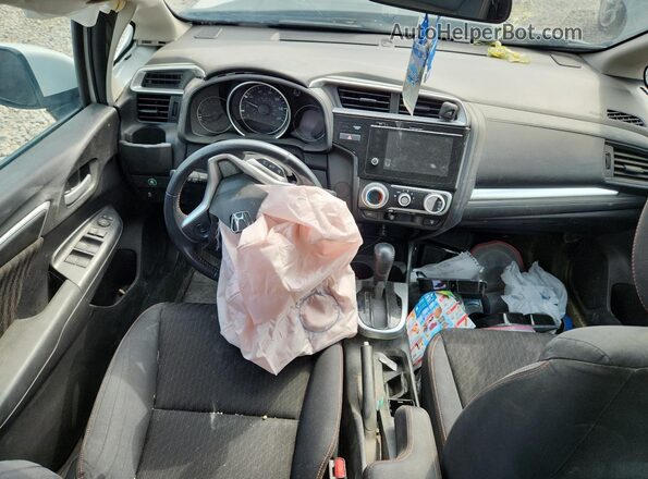 3HGGK5H60JM715083 2018 HONDA FIT White 
