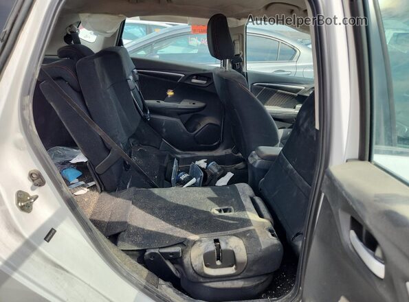 3HGGK5H60JM715083 2018 HONDA FIT White 