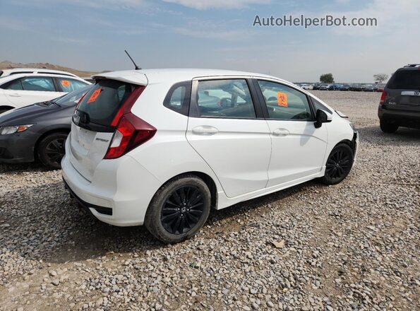 3HGGK5H60JM715083 2018 HONDA FIT White 