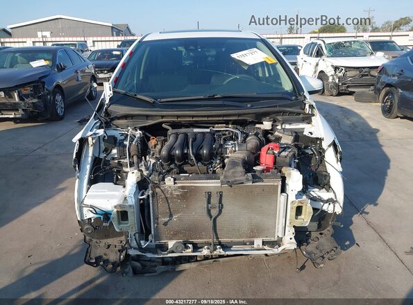 3HGGK5H87LM729910 2020 HONDA FIT White Widok wnętrza z tyłu