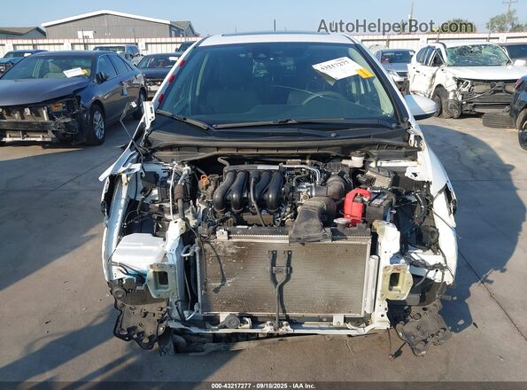 3HGGK5H87LM729910 2020 HONDA FIT White Widok z przodu