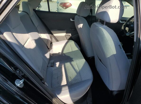 3KPA24AB4JE072964 2018 KIA RIO Black 