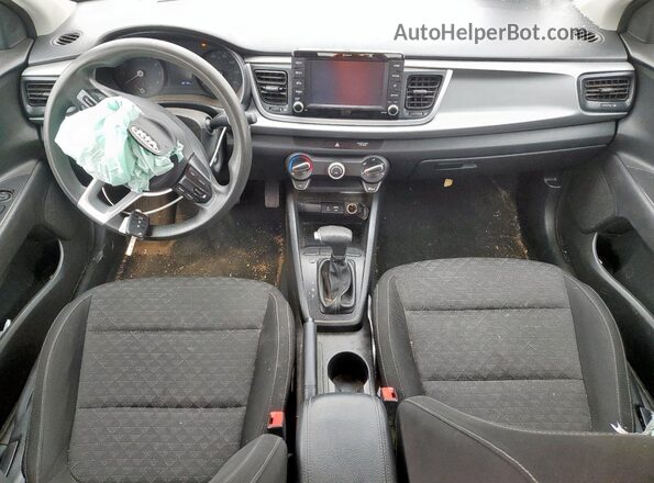 3KPA24AD1LE274262 2020 KIA RIO Белый Вид панели приборов