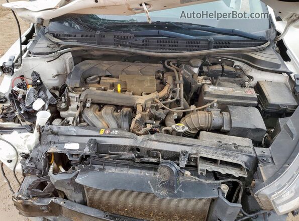 3KPA24AD1LE274262 2020 KIA RIO Белый Вид задней части салона
