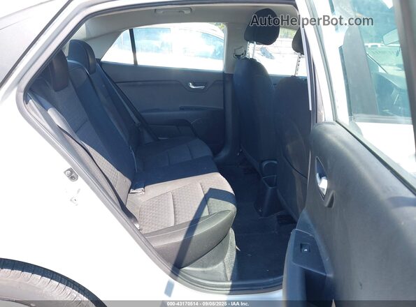 3KPA24AD1LE313254 2020 KIA RIO Silver VIN sticker view