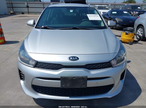 3KPA24AD1LE313254 2020 KIA RIO Silver Dashboard view