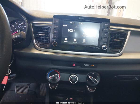 3KPA24AD1LE320883 2020 KIA RIO Белый 