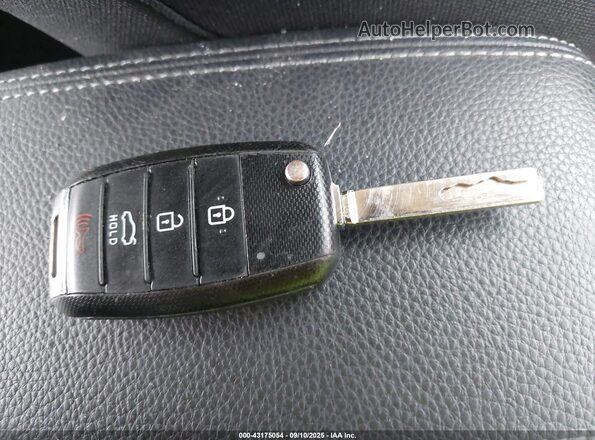 3KPA24AD3LE275610 2020 KIA RIO Red Առջևի վահանակի տեսք