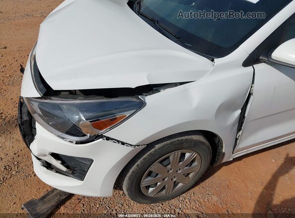 3KPA24AD3ME387874 2021 KIA RIO Белый 