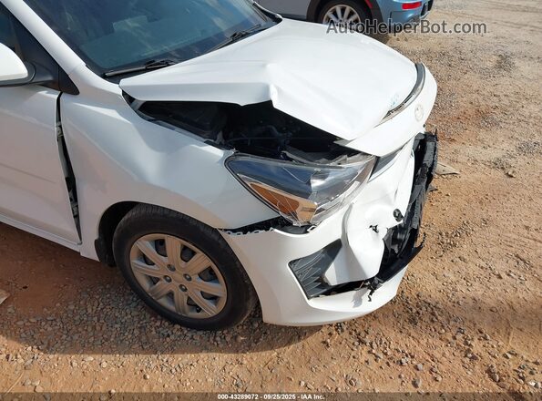 3KPA24AD3ME387874 2021 KIA RIO Белый 