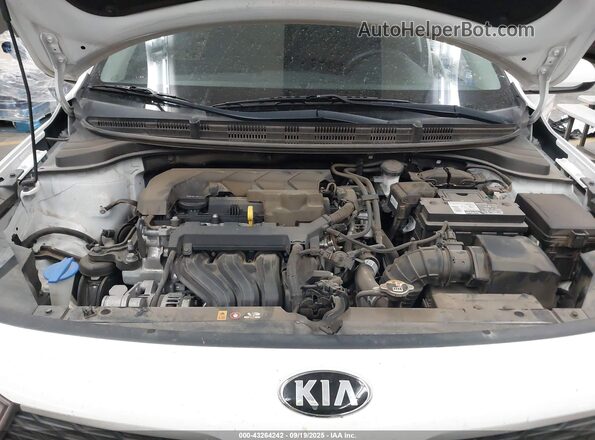 3KPA24AD4LE274725 2020 KIA RIO White Rear view