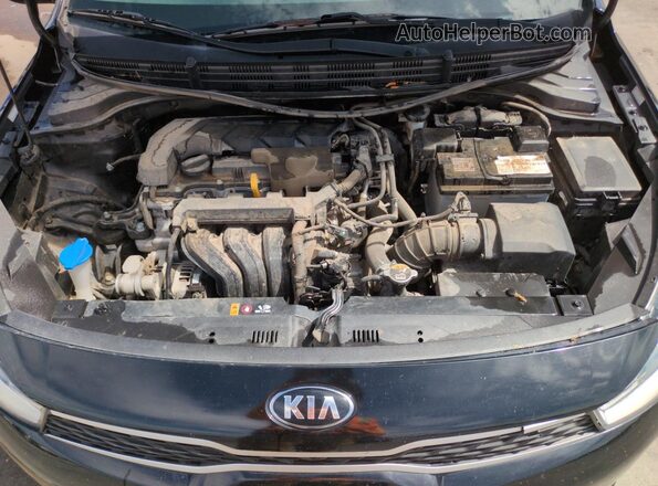 3KPA24AD4LE343882 2020 KIA RIO Black Rear interior view