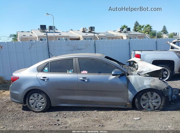 3KPA24AD5LE334253 2020 KIA RIO Gray Սալոնի հետևի տեսք