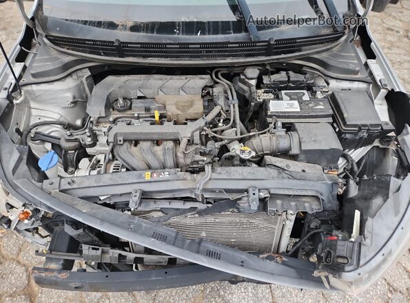 3KPA24AD7LE294158 2020 KIA RIO Silver Vista interior trasera