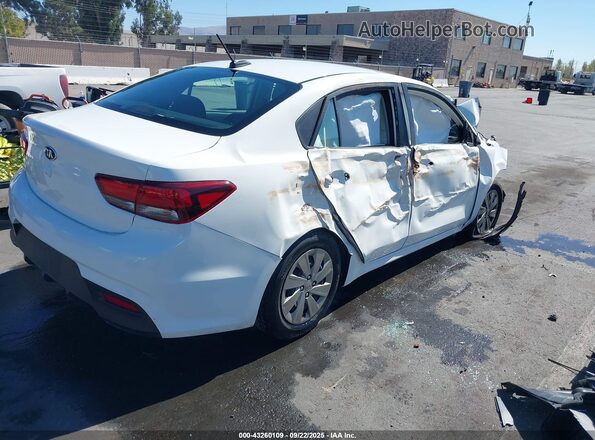 3KPA24AD7LE322380 2020 KIA RIO White Trasero derecho