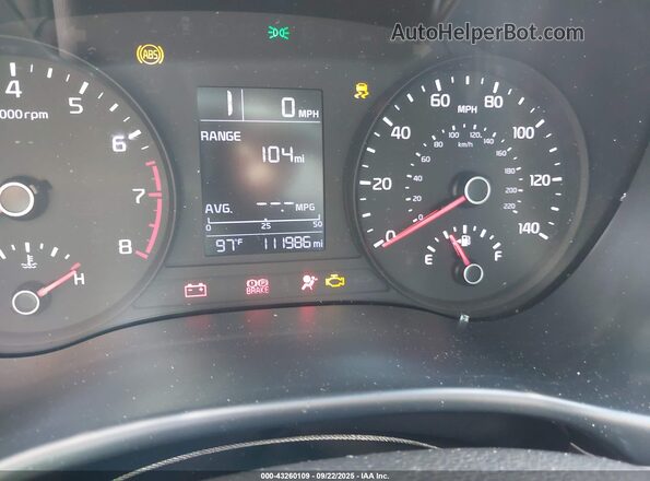 3KPA24AD7LE322380 2020 KIA RIO White Vista de los asientos traseros