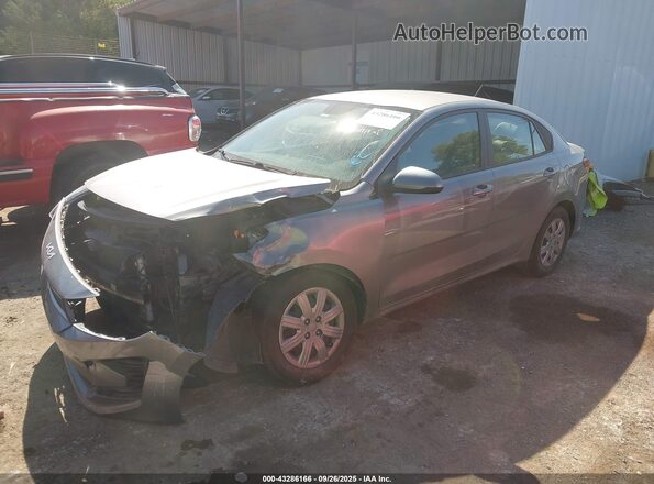 3KPA24AD7PE565614 2023 KIA RIO Gray წინა მარცხენა ხედი სამი მეოთხედიდან