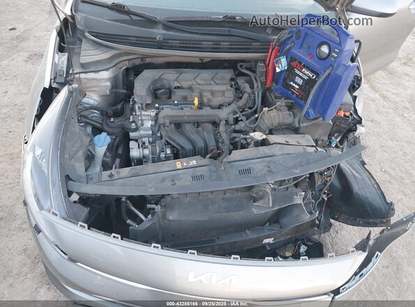 3KPA24AD7PE565614 2023 KIA RIO Gray უკანა ხედი
