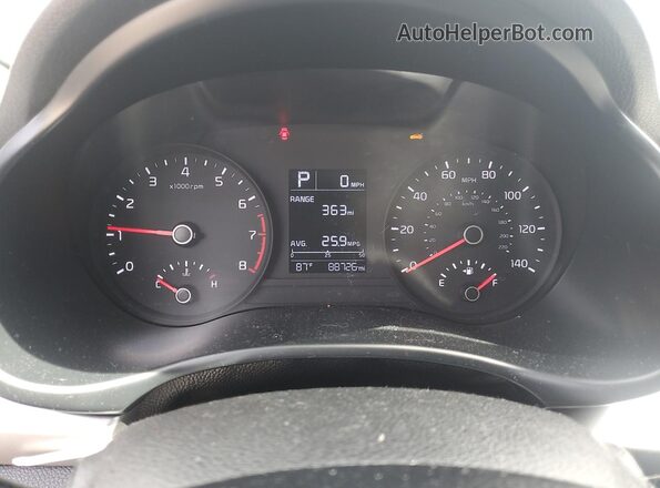 3KPA24AD8ME384632 2021 KIA RIO Gray Սարքավորումների վահանակի տեսք