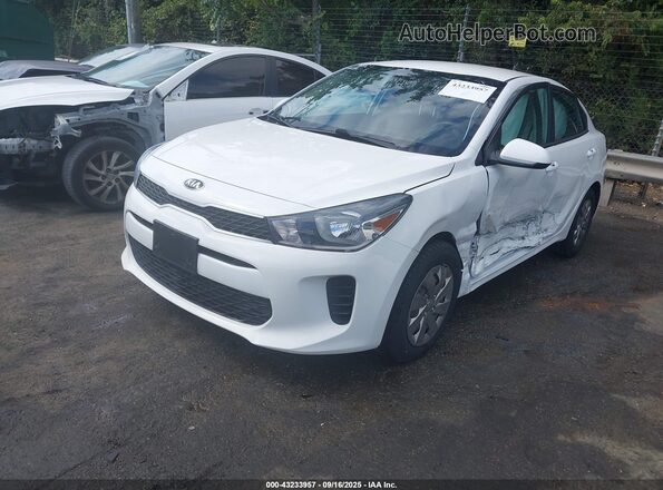 3KPA24AD9LE320095 2020 KIA RIO Белый Передняя левая четверть