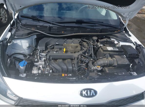 3KPA24AD9LE320095 2020 KIA RIO Белый Вид сзади