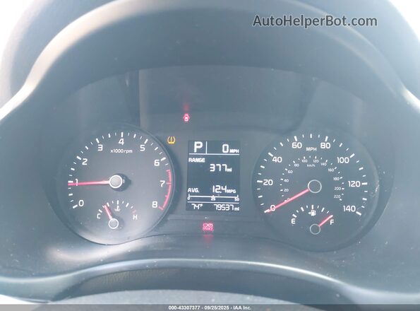 3KPA24ADXME364463 2021 KIA RIO White Вид задніх сидінь